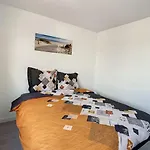 Cosy T2 Wifi Parking Proche Gare Centre Saint-Quentin (Aisne)