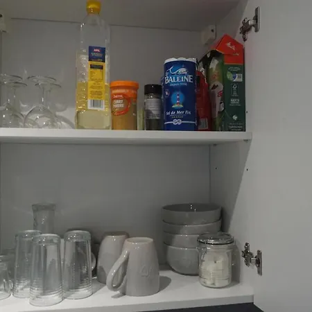 Апартаменты Cosy T2 Wifi Parking Proche Gare Centre Сен-Кантен