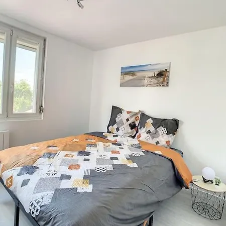 Cosy T2 Wifi Parking Proche Gare Centre * Сен-Кантен