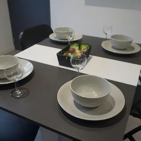 Cosy T2 Wifi Parking Proche Gare Centre * Сен-Кантен